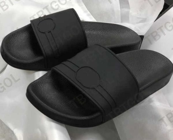 designer sandalsmen women rubber hollow out slide sandal black white slipper summer beach flat slides fashion girl print flip flops slipper
designer sandalsmen women rubber hollow out slide sandal black white slipper summer beach flat slides fashion girl print flip flops slipper