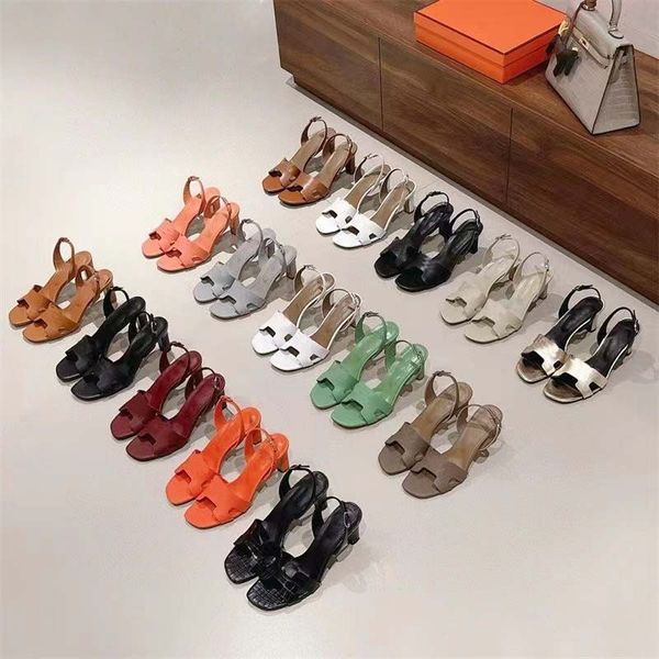 summer luxury mid heel women beach leather sandal mid heel shoe swimming pool bathroom slipper outdoor sandal size 35-40 with box, Black
summer luxury mid heel women beach leather sandal mid heel shoe swimming pool bathroom slipper outdoor sandal size 35-40 with box, Black
