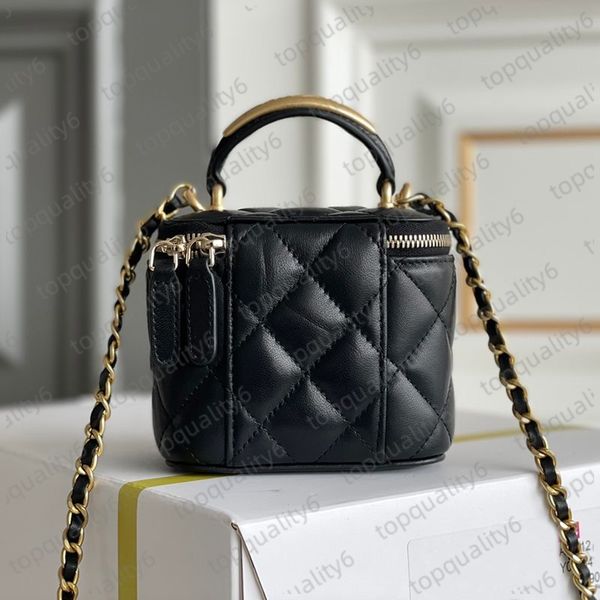 cc 10a designers makeup bag lambskin small vanity with chain quality leather body bag
cc 10a designers makeup bag lambskin small vanity with chain quality leather body bag