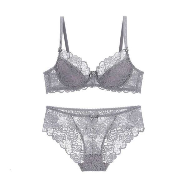 new lace bra set with steel ring without sponge thin double-layer mesh lace underwear, Red;black
new lace bra set with steel ring without sponge thin double-layer mesh lace underwear, Red;black