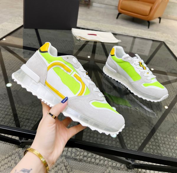 designer athletic running shoes valentinosity trainer men outdoors sports shoes zapatos casual retro sneakers h101
designer athletic running shoes valentinosity trainer men outdoors sports shoes zapatos casual retro sneakers h101
