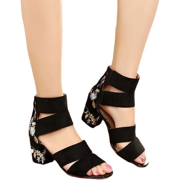 ladies sandals flip flops fashion women slippers classic sandals slippers flat shoes slide 34-42 black designer shoes item 515
ladies sandals flip flops fashion women slippers classic sandals slippers flat shoes slide 34-42 black designer shoes item 515