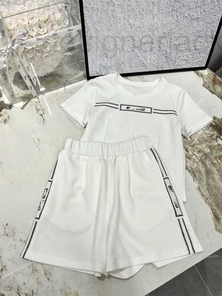 women's two piece pants designer summer new embroidery letter contrast short sleeve with elastic waist shorts set for women j5rt, White
women's two piece pants designer summer new embroidery letter contrast short sleeve with elastic waist shorts set for women j5rt, White
