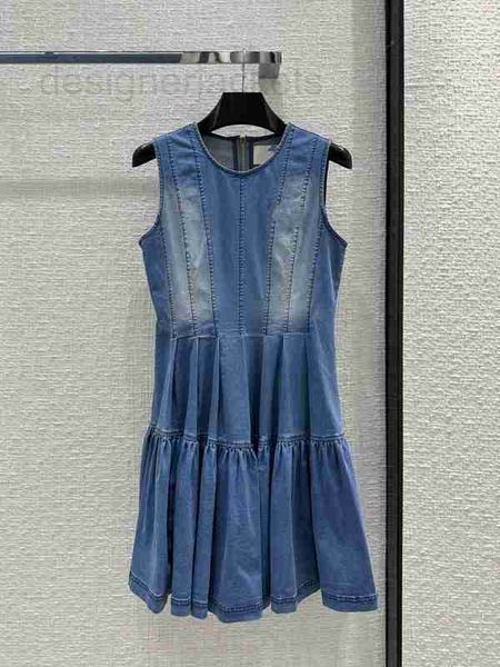 runway dresses designer milan dress 2023 new summer autumn o neck fashion brand same style 6dik, Black
runway dresses designer milan dress 2023 new summer autumn o neck fashion brand same style 6dik, Black