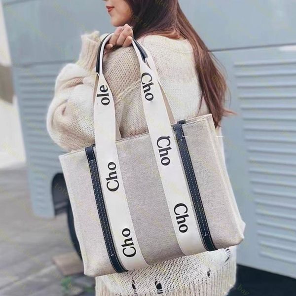 luxurys fashion designer woman man handbags bags bag brand for woman man strap bags crossbody mens designer bag designer crossbody bag key w
luxurys fashion designer woman man handbags bags bag brand for woman man strap bags crossbody mens designer bag designer crossbody bag key w