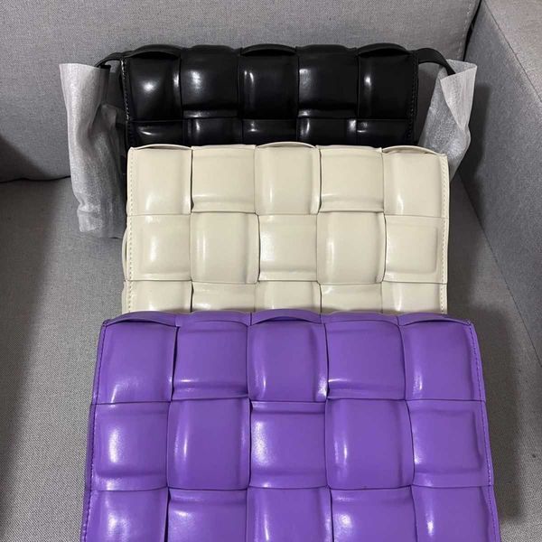 luxury bottegass venetas jodie woven cloud tote 2023 purse bv2023 new leather bubble bag can be carried on one shoulder full package event p
luxury bottegass venetas jodie woven cloud tote 2023 purse bv2023 new leather bubble bag can be carried on one shoulder full package event p