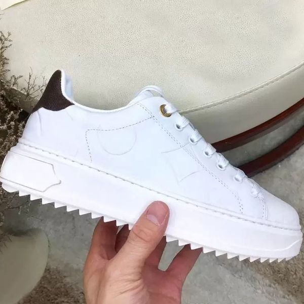casual shoes women travel leather lace-up sneaker 100% cowhide fashion lady flat designer running trainers letters woman shoe platform men g, Black
casual shoes women travel leather lace-up sneaker 100% cowhide fashion lady flat designer running trainers letters woman shoe platform men g, Black