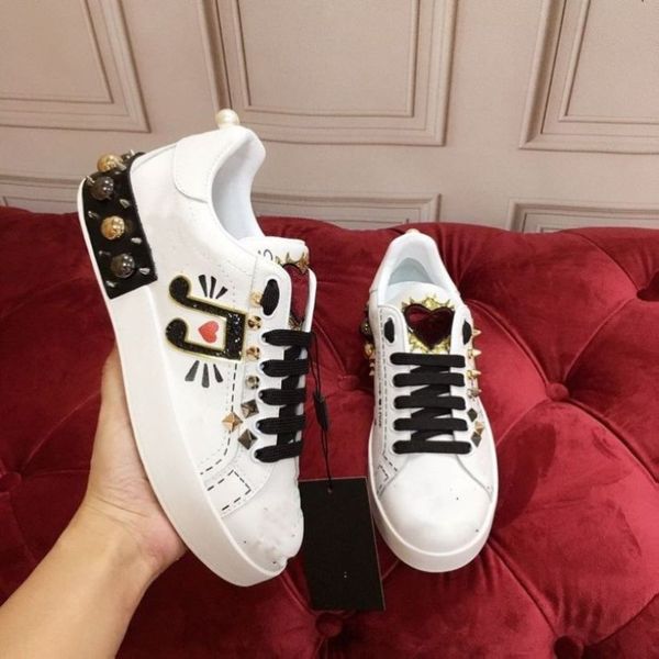 2023 men women sneaker casual shoes snake chaussures leather sneakers stripes shoe walking sports trainers add012, Red;white
2023 men women sneaker casual shoes snake chaussures leather sneakers stripes shoe walking sports trainers add012, Red;white