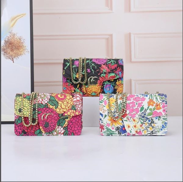 2023 fashion women bag classic velvet chain bag clutch handbag luxury designer bag marmonn messenger crossbody package evening bags tote bag 
2023 fashion women bag classic velvet chain bag clutch handbag luxury designer bag marmonn messenger crossbody package evening bags tote bag