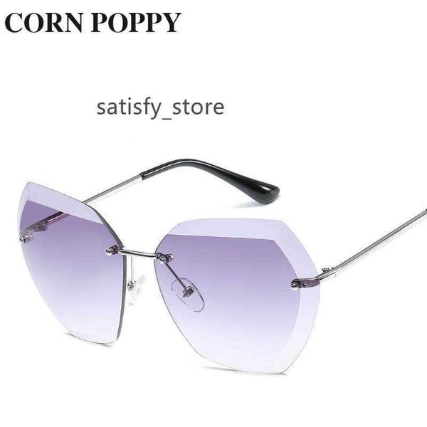 new style ocean piece sunglasses european and american fashion glasses rimless metal sunshade glasses for woman, Silver
new style ocean piece sunglasses european and american fashion glasses rimless metal sunshade glasses for woman, Silver