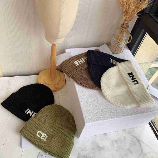 skull caps for women casual windproof wool warm fashion knitted hat designer letter ce solid christmas hats 22ss winter, Blue;gray
skull caps for women casual windproof wool warm fashion knitted hat designer letter ce solid christmas hats 22ss winter, Blue;gray