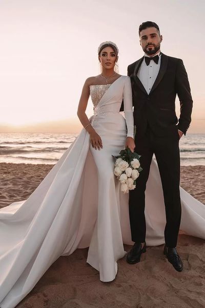 one shoulder wedding dresses with long train sweetheart sequins and satin mermaid bridal gowns beaded detachable skirt arabic bride dress 20, White
one shoulder wedding dresses with long train sweetheart sequins and satin mermaid bridal gowns beaded detachable skirt arabic bride dress 20, White