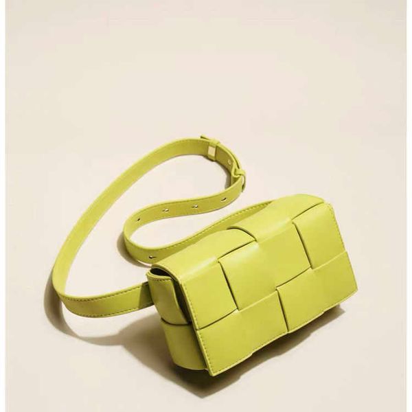 luxury bottegass venetas jodie woven cloud tote 2023 purse small ck korean version versatile waist bag leather women's fashion cross-bo
luxury bottegass venetas jodie woven cloud tote 2023 purse small ck korean version versatile waist bag leather women's fashion cross-bo
