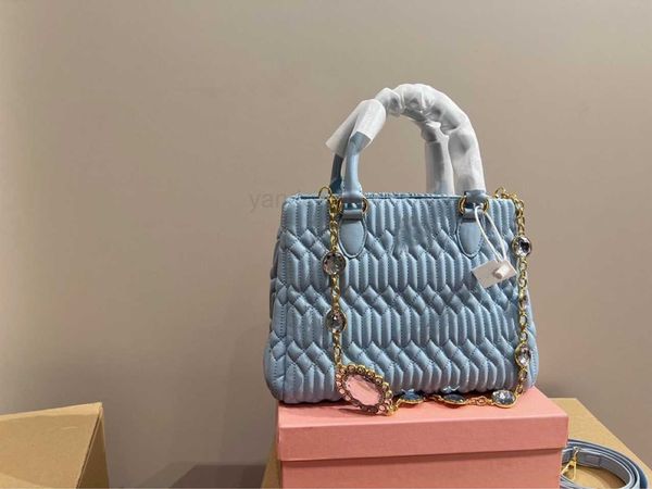 designers bag mius tote sweetness small fashion pleated rhinestone texture crystal chain single shoulder crossbody handbag
designers bag mius tote sweetness small fashion pleated rhinestone texture crystal chain single shoulder crossbody handbag