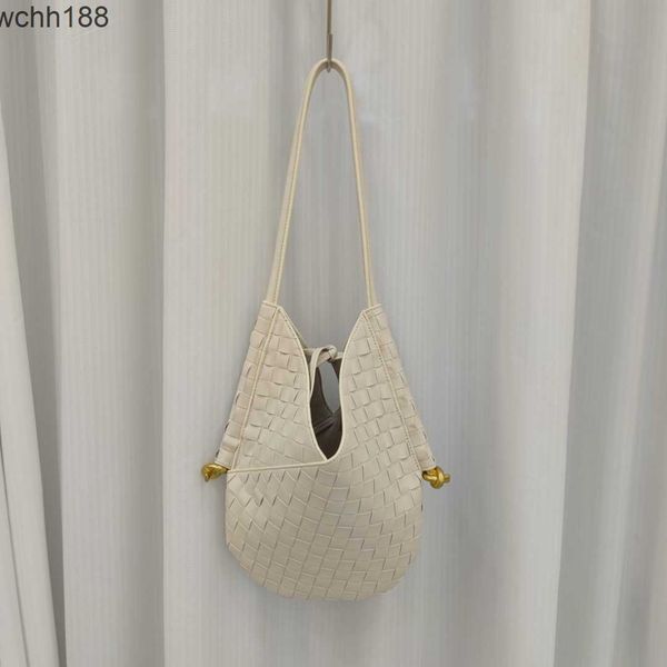 leather solstice handmade fashion designer bags bottegas lady woven bag simple basket 2023 women's venetas one shoulder underarm 4ur9
leather solstice handmade fashion designer bags bottegas lady woven bag simple basket 2023 women's venetas one shoulder underarm 4ur9