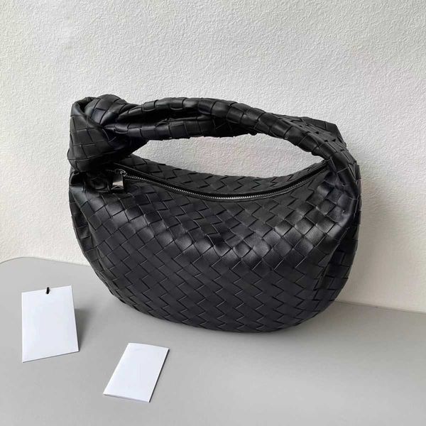 luxury bottegass venetas jodie woven cloud tote 2023 purse new sheepskin bag simple knot round hobo fashionable underarm 3tli
luxury bottegass venetas jodie woven cloud tote 2023 purse new sheepskin bag simple knot round hobo fashionable underarm 3tli