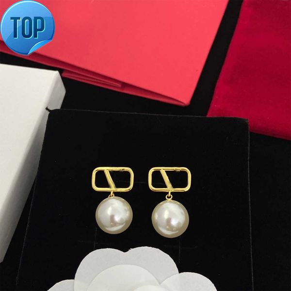 6 style designer pearl earrings ladies stud earrings luxury gold crystal double v 925s silver jewellery classic high end, Golden;silver
6 style designer pearl earrings ladies stud earrings luxury gold crystal double v 925s silver jewellery classic high end, Golden;silver