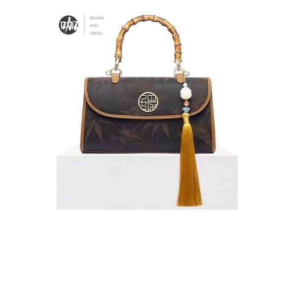 silksilk cheongsam woman bag foreign style retro chinese style bamboo bag all-in-one handbag shoulder bag
silksilk cheongsam woman bag foreign style retro chinese style bamboo bag all-in-one handbag shoulder bag