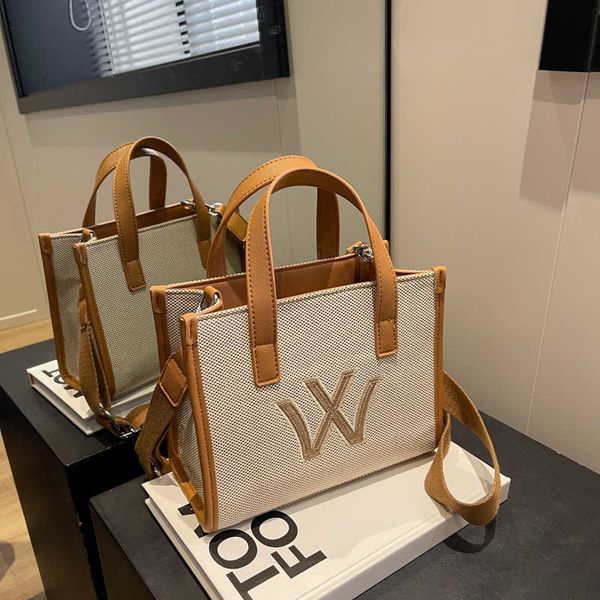 new fashion handheld tote bag premium niche texture canvas contrast single shoulder crossbody bag
new fashion handheld tote bag premium niche texture canvas contrast single shoulder crossbody bag