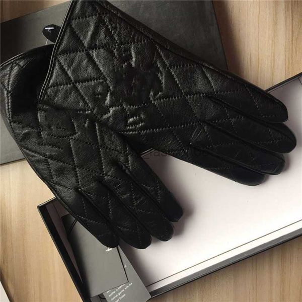 women' winter leather gloves plush touch screen sheepskin for cycling with warm insulated sheepskin fingertip gloves, Blue;gray
women' winter leather gloves plush touch screen sheepskin for cycling with warm insulated sheepskin fingertip gloves, Blue;gray