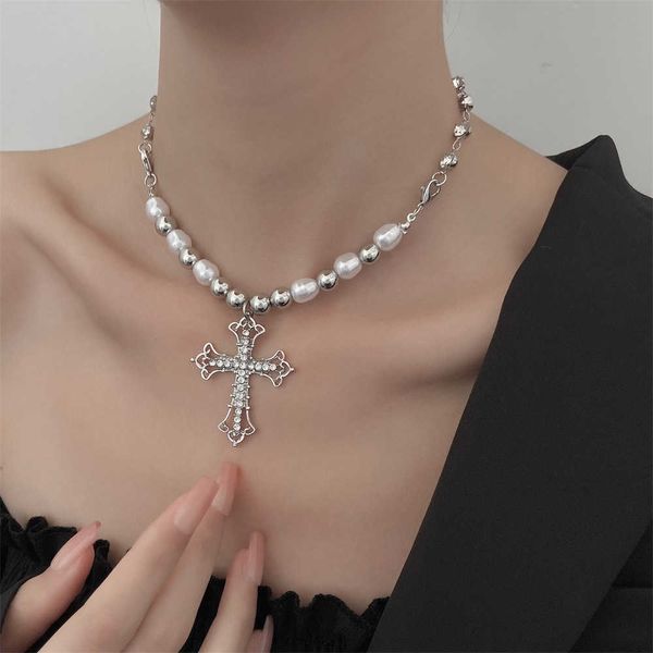 pendant necklaces vintage minimalist bling cross for women girl gift anniversary wedding trendy neck jewelry goth pearl necklace 230613, Silver
pendant necklaces vintage minimalist bling cross for women girl gift anniversary wedding trendy neck jewelry goth pearl necklace 230613, Silver
