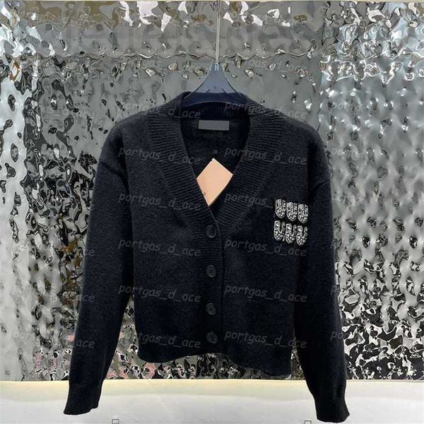 women's plus size outerwear & coats designer women knit coat diamond vintage letters long sleeve cardigan spring autumn white black kn
women's plus size outerwear & coats designer women knit coat diamond vintage letters long sleeve cardigan spring autumn white black kn