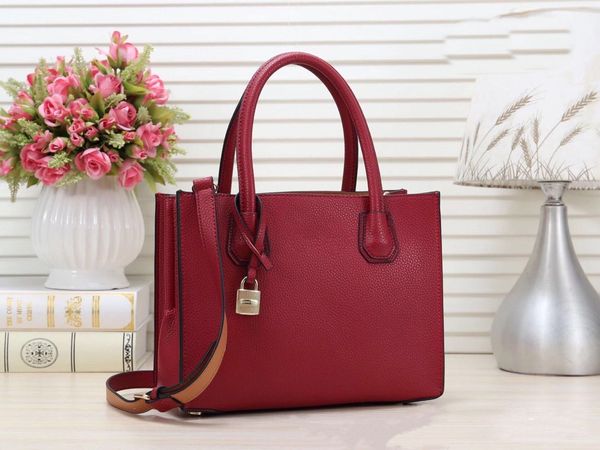 designer women bag embossed monograms onthego gm mm leather handbag purses tote shoulder crossbody female backpack
designer women bag embossed monograms onthego gm mm leather handbag purses tote shoulder crossbody female backpack