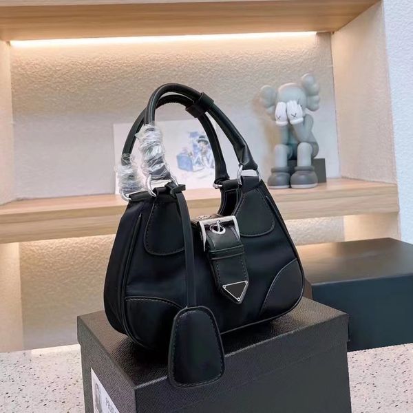 designers cosmetic bags clutch even hobo womens genuine leather handbag cross body purse tote men handle bag stuff sacks luxury zipper shoul
designers cosmetic bags clutch even hobo womens genuine leather handbag cross body purse tote men handle bag stuff sacks luxury zipper shoul