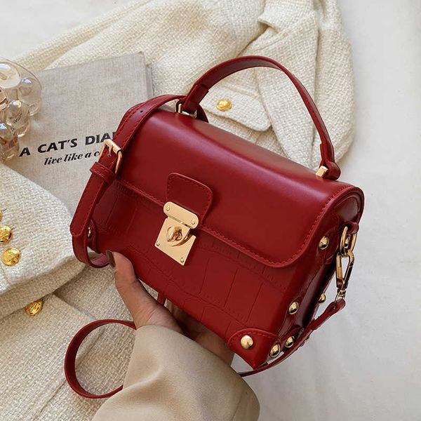 this year high-grade texture bags are popular women's new fashion ins versatile fashion foreign style messenger bags and handbags are p
this year high-grade texture bags are popular women's new fashion ins versatile fashion foreign style messenger bags and handbags are p