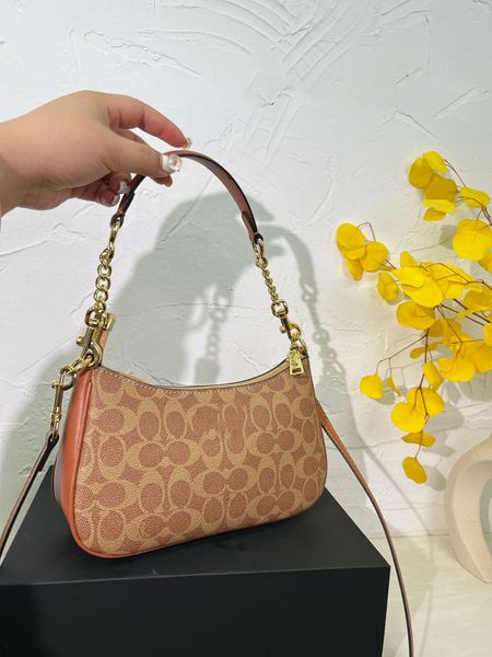 luxury designer satchel women's vintage canvas handbag classic women's double patchwork handbag fashion trends
luxury designer satchel women's vintage canvas handbag classic women's double patchwork handbag fashion trends