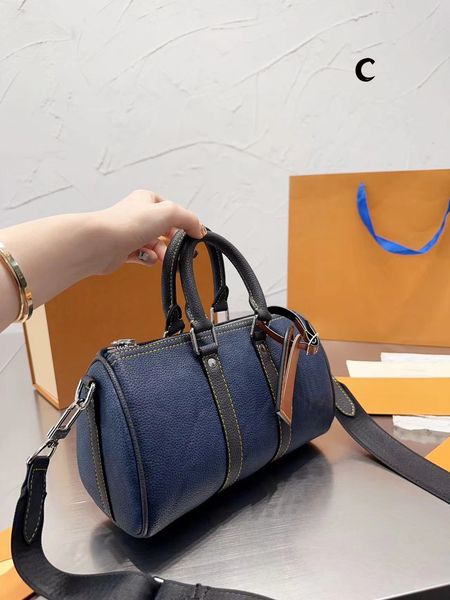 classic nigo keepall miniz pillow bag luxury cowhide capucines women's shoulder bag in stylish colors size 25
classic nigo keepall miniz pillow bag luxury cowhide capucines women's shoulder bag in stylish colors size 25
