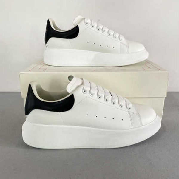 designer shoes men training casual sneakers leather platform shoe grey black suede calfskin trainer lace-up runner trainers for girls fashio
designer shoes men training casual sneakers leather platform shoe grey black suede calfskin trainer lace-up runner trainers for girls fashio