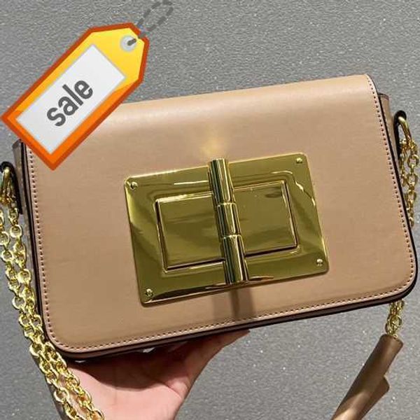 women's r shoulder bags tote new fashion texture leather clamshell bag multi-functional portable crossbody bag gift box packaging facto
women's r shoulder bags tote new fashion texture leather clamshell bag multi-functional portable crossbody bag gift box packaging facto