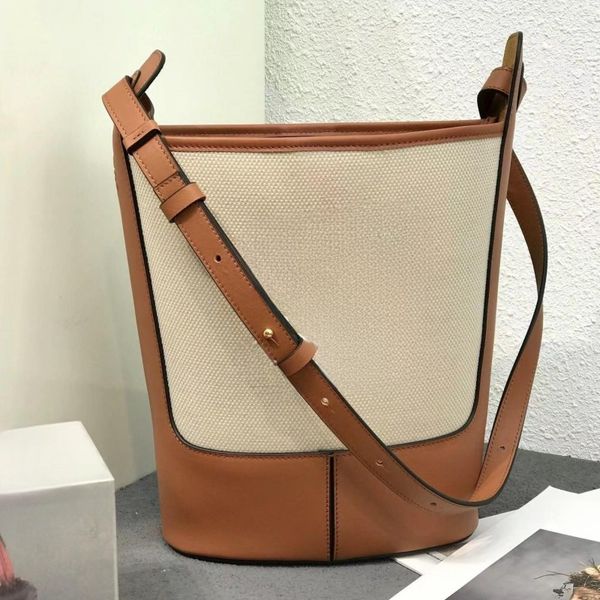 women designer crochet handbags woven shoulder bag summer straw basket bags bucket bag beach totes purse
women designer crochet handbags woven shoulder bag summer straw basket bags bucket bag beach totes purse