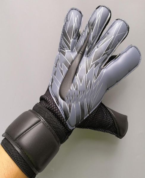 vg3 men professional soccer goalkeeper gloves 4mm latex de futebol goalie goal keeper gloves luva de goleiro 2020 style4213150, Black
vg3 men professional soccer goalkeeper gloves 4mm latex de futebol goalie goal keeper gloves luva de goleiro 2020 style4213150, Black
