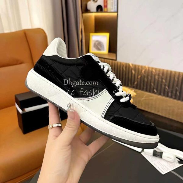 7a designer running shoes fashion sneakers womens luxury sports shoe new casual trainers classic sneaker ccity dhfhhgd, Black
7a designer running shoes fashion sneakers womens luxury sports shoe new casual trainers classic sneaker ccity dhfhhgd, Black