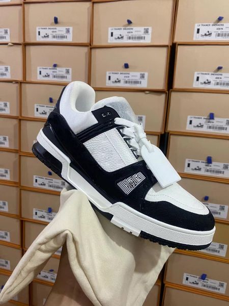 leather lace up women 2023 fashion platform oversized sneakers luxury velvet suede casual shoes jogging walking shoe size 35-42 luxury desig, Black
leather lace up women 2023 fashion platform oversized sneakers luxury velvet suede casual shoes jogging walking shoe size 35-42 luxury desig, Black