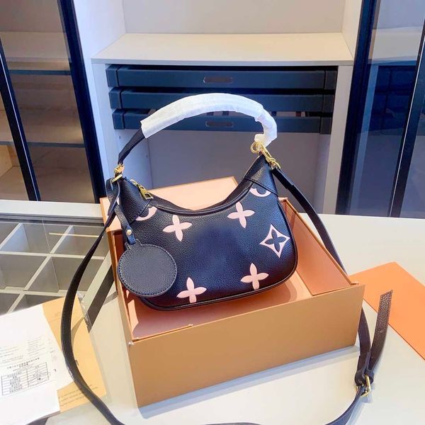 designer ladies' summer shaped two european cowhide and american style crescent shoulder shoulder bag with bag material straps armpit n
designer ladies' summer shaped two european cowhide and american style crescent shoulder shoulder bag with bag material straps armpit n