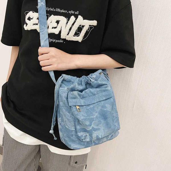 denim bag 2023 new trend messenger bag denim drawstring vagrant shoulder bag small backpack
denim bag 2023 new trend messenger bag denim drawstring vagrant shoulder bag small backpack