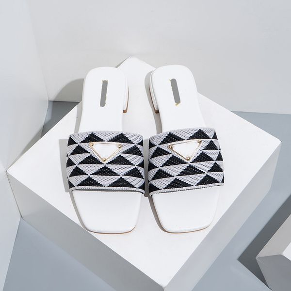 with box embroidered fabric slides slippers black beige embroidery mules womens home flip flops casual sandals summer flat slide rubber sole
with box embroidered fabric slides slippers black beige embroidery mules womens home flip flops casual sandals summer flat slide rubber sole