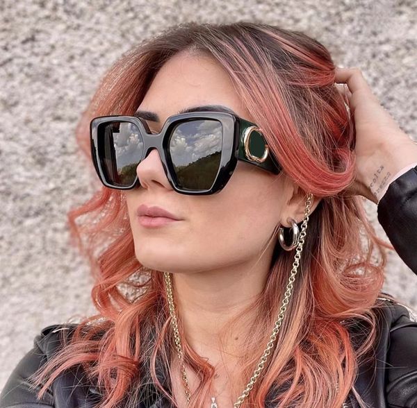 luxury designer sunglasses men classic flower hollow letter brand sunglasses for women driving eyeglasses beach adumbral sun glasses with ca, White;black
luxury designer sunglasses men classic flower hollow letter brand sunglasses for women driving eyeglasses beach adumbral sun glasses with ca, White;black