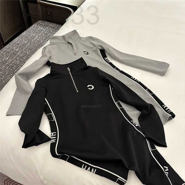 runway dresses designer 23ss vintage women dress shirts with letter print girls milan tank a-line long sleeve high end pullover polo sweatsh, Black
runway dresses designer 23ss vintage women dress shirts with letter print girls milan tank a-line long sleeve high end pullover polo sweatsh, Black