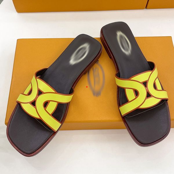 2023 fashion designer slippers men's and women's casual beach sandals soft-bottomed slippers foam ochre slippers luxury slippers b, Black
2023 fashion designer slippers men's and women's casual beach sandals soft-bottomed slippers foam ochre slippers luxury slippers b, Black