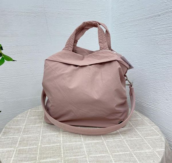 one shoulder oblique cross with the bag of large capacity leisure female fitness yoga package bag 19l2840251
one shoulder oblique cross with the bag of large capacity leisure female fitness yoga package bag 19l2840251