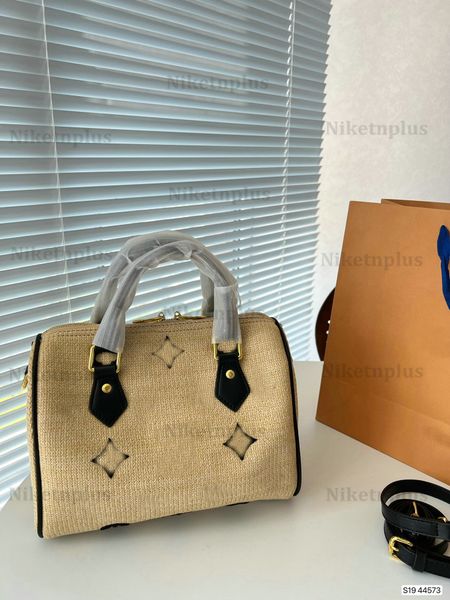 23ss summer by the pool raffia handbag speedy bandouliere 25 boston baglimited edition womens designer bag luxurys handle bag city bag purse
23ss summer by the pool raffia handbag speedy bandouliere 25 boston baglimited edition womens designer bag luxurys handle bag city bag purse