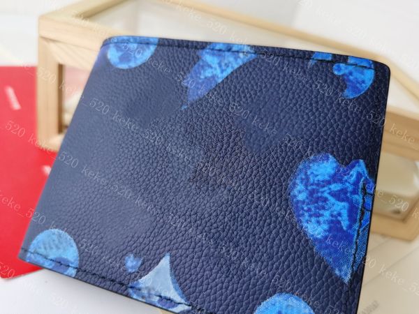 2023 new fashionable men's and women's wallets luxurys designer purse zipper zipper card coin key clip leather shoulder bag 60895, Red;black
2023 new fashionable men's and women's wallets luxurys designer purse zipper zipper card coin key clip leather shoulder bag 60895, Red;black