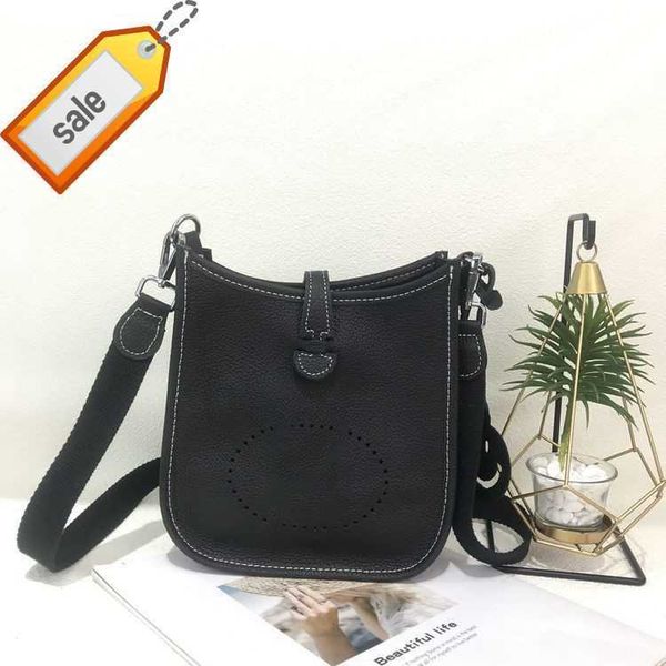 brand designer shoulder bags crossbody bag tote textural soft leather evelyn mobile phone bag fashion simple one-shoulder messenger bags fac
brand designer shoulder bags crossbody bag tote textural soft leather evelyn mobile phone bag fashion simple one-shoulder messenger bags fac