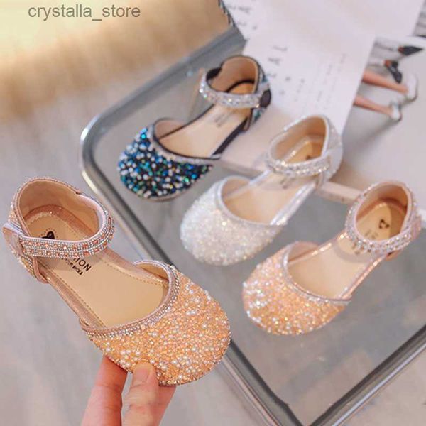 girls sandals rhinestone pearl sandal summer shoes kids designer shoes childrens sandals party sequins soft shoes child g02172 l230518, Black;red
girls sandals rhinestone pearl sandal summer shoes kids designer shoes childrens sandals party sequins soft shoes child g02172 l230518, Black;red