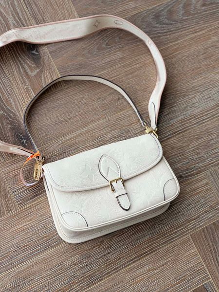 embossed strap shoulder bag name postman baguette bag 2023 bag leather wide women's portable shoulder crossbody new fashion joker cpjw
embossed strap shoulder bag name postman baguette bag 2023 bag leather wide women's portable shoulder crossbody new fashion joker cpjw