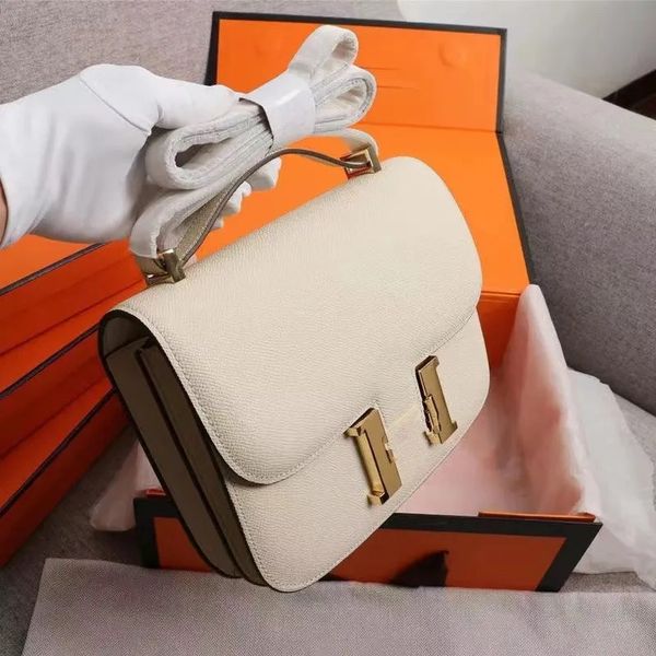 luxury designers bags small square bag in genuine leather one-shoulder crossbody bag with palm print h letter purse designer bag shoulder ba
luxury designers bags small square bag in genuine leather one-shoulder crossbody bag with palm print h letter purse designer bag shoulder ba